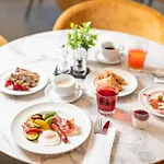 Ivka Hotel 4*