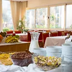 Ivka Hotel 4*