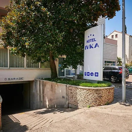 Ivka Hotel 3*