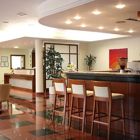 Hotel Ivka 3*